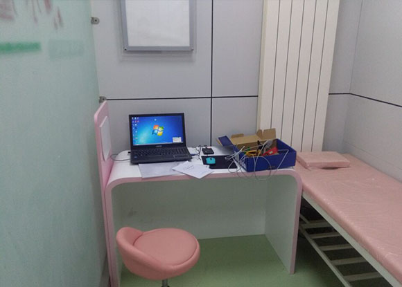 兴平市人大代表调研健康小屋 兴平市人大代表调研健康小屋